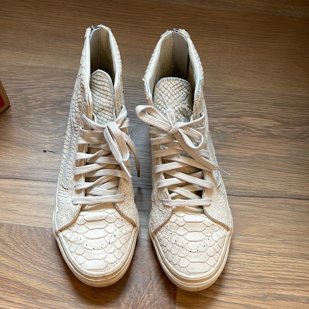 Vans Sk8-Hi In Mono Python Angora Unisex Size M 8… - image 1